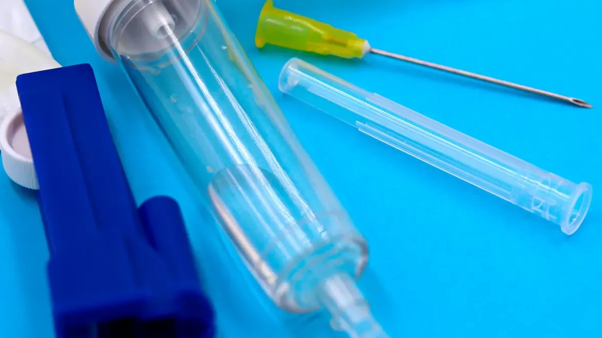 Wie levert tandheelkundige irrigatiespuiten voor klinieken en distributeurs?
